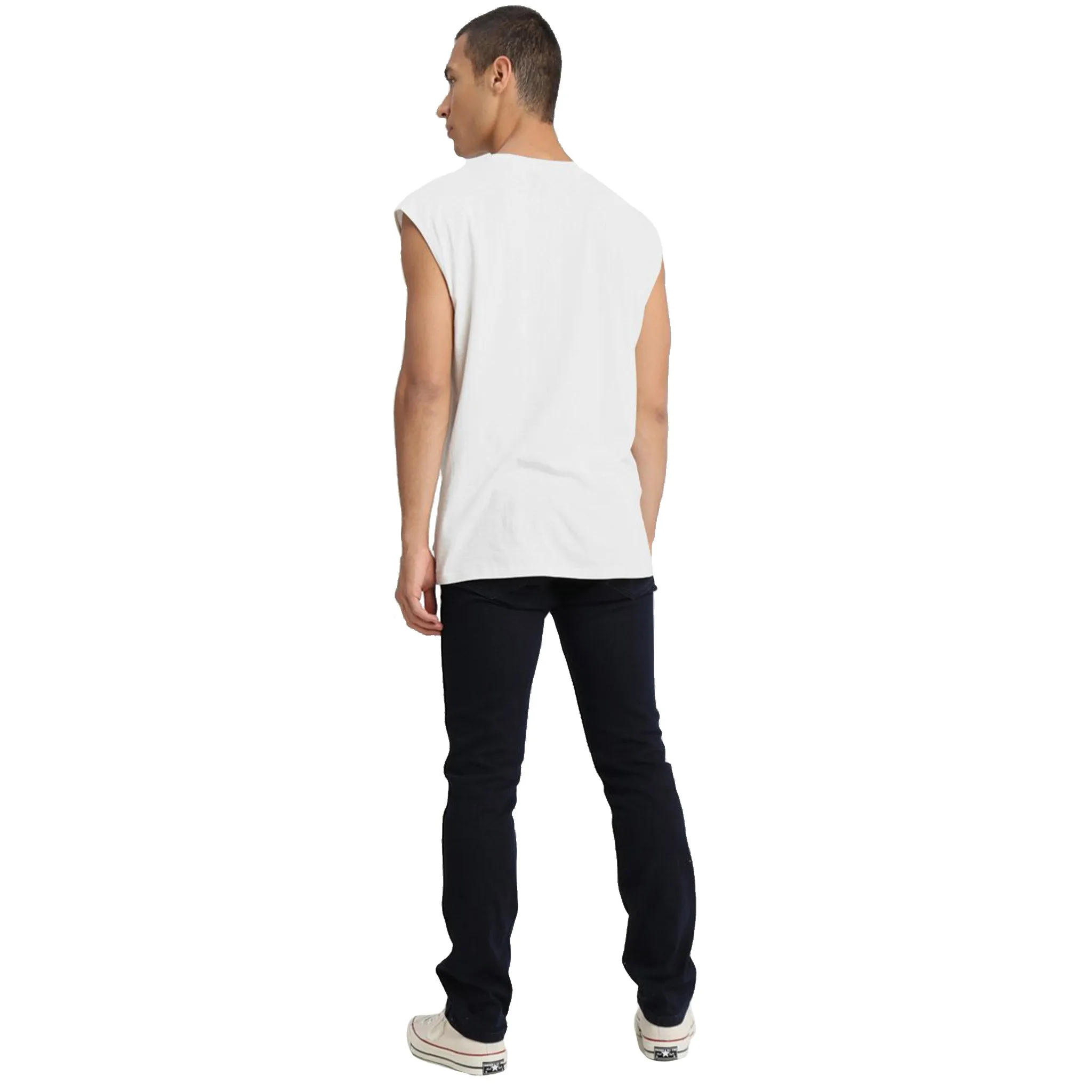 Certainly! Heres an optimized product title for the e-commerce listing:

Wrangler Mens Greensboro Stretch Jeans - Black Back Finish

This title includes descriptive modifiers like Mens to specify the target audience and Finish to suggest a particular style or treatment.